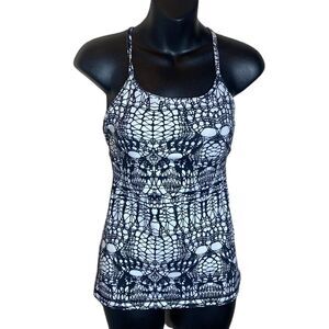 Lululemon black and white racerback shelf bra tank size 4